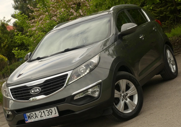 Kia Sportage cena 39700 przebieg: 185000, rok produkcji 2011 z Radom małe 277